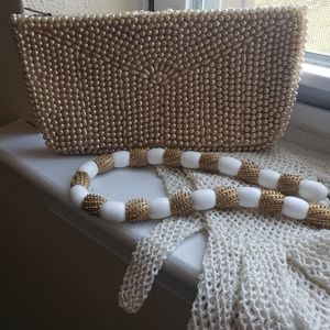 Pre-owned vintage 1940s coin purse